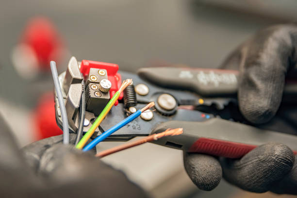 Best Affordable Emergency Electrician  in Keystone Heights, FL